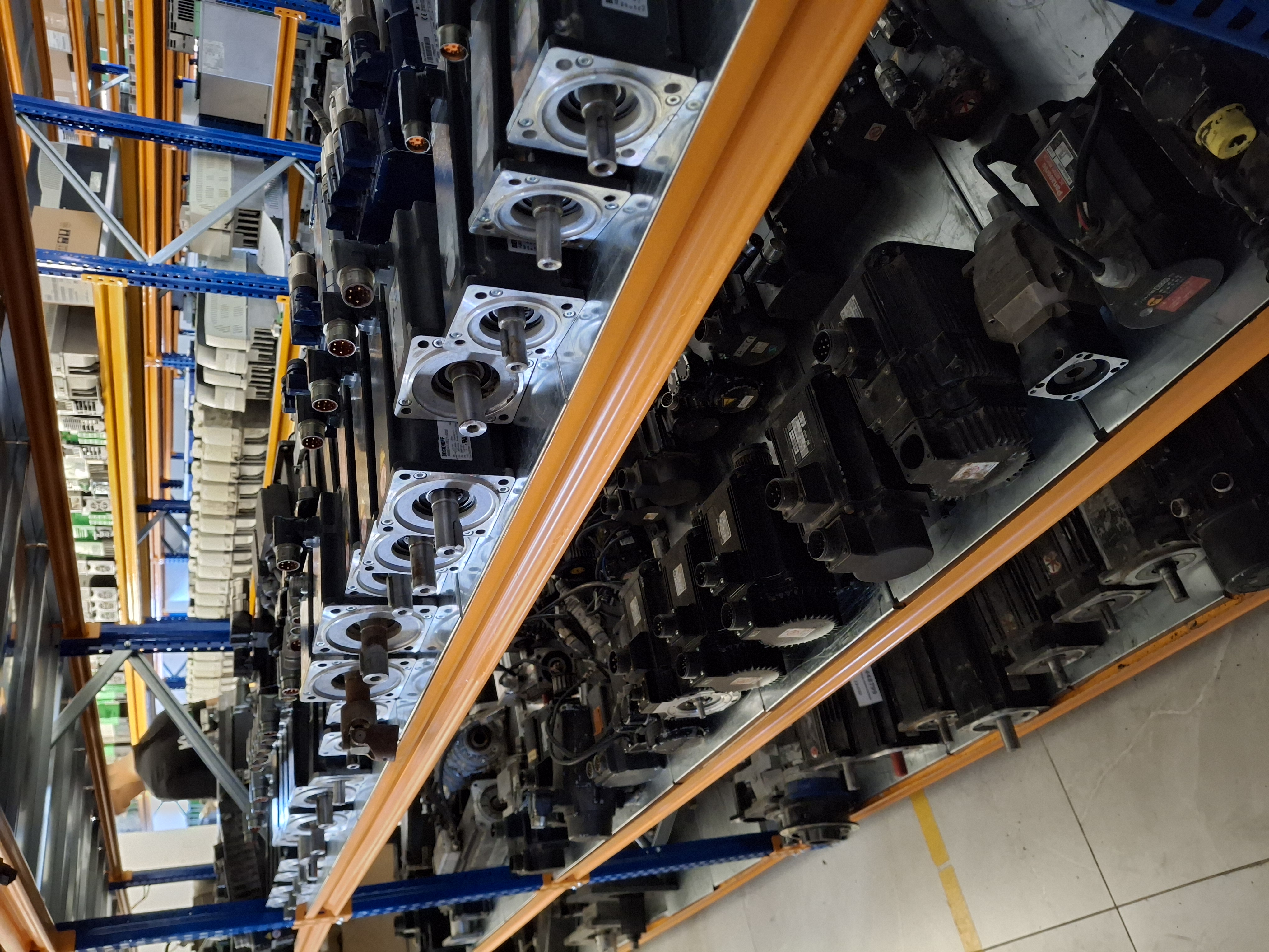 siemens-1ft7062-1ak71-1bh1.jpg